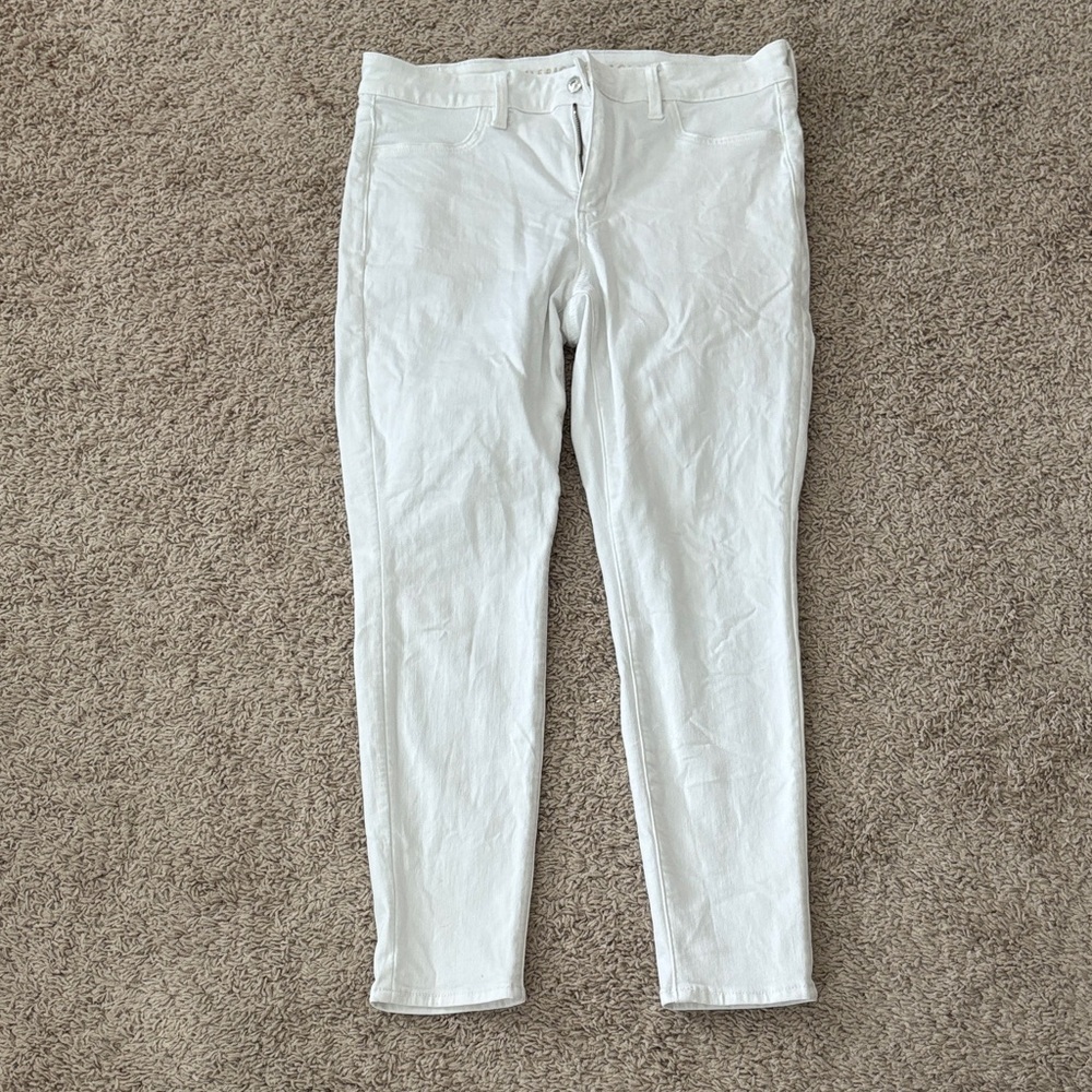 American Eagle Outfitters White Skinny Jeans